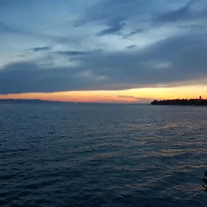 Sonniges Dach-ferienzimmer Lindau (Bodensee)